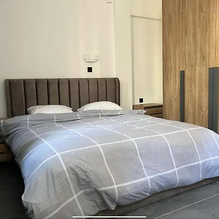 Apartment Exclusive Ladadika 3 *